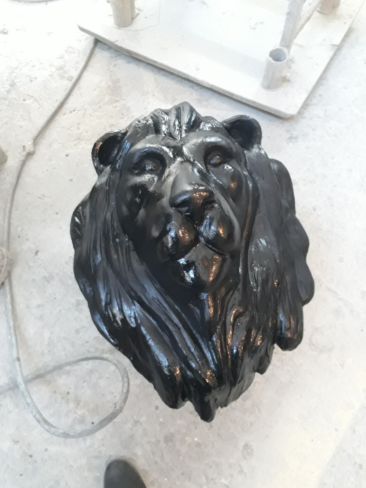 aslan başı: fiber en.50 boy.45 yüks.30 ağr.5