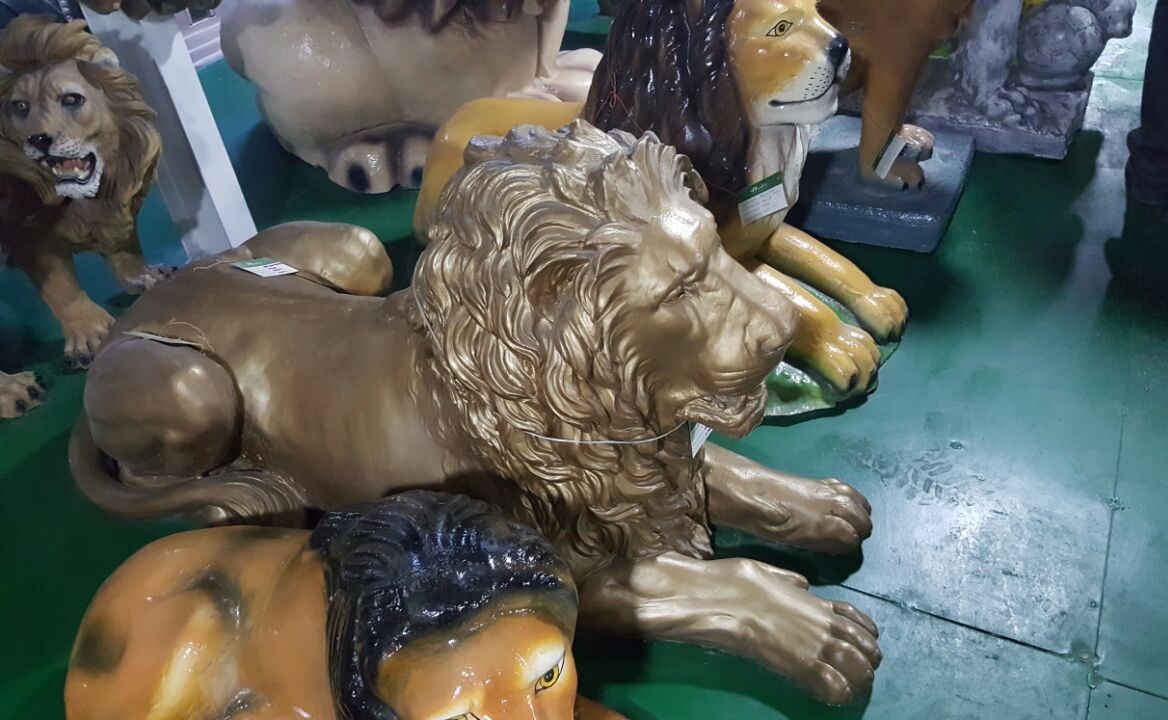 nil yatan aslan: alçı b. en.60 boy.150 yüks.75 ağr.200