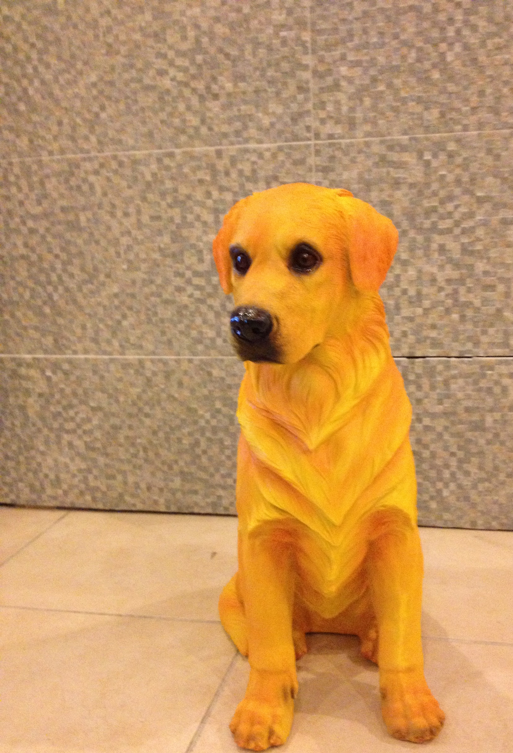 ingiliz oturan köpek; en.23 boy.40 yüks.50 ağr.5