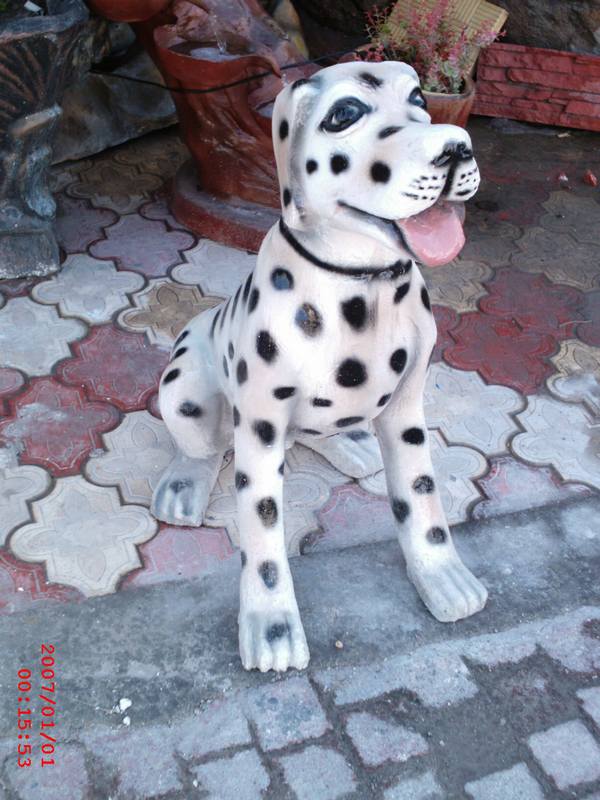 Dalmaçyalı Köpek; Beton (En:47Boy:70Yüks:75Ağr:70)