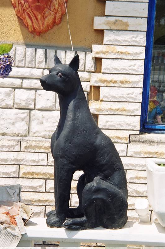 Doberman Köpek; Beton (En:30Boy:50Yüks:95Ağr:60)