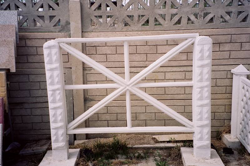 Balkon Çit;Beton (En:5Boy:135Yüks:95Ağr:30)