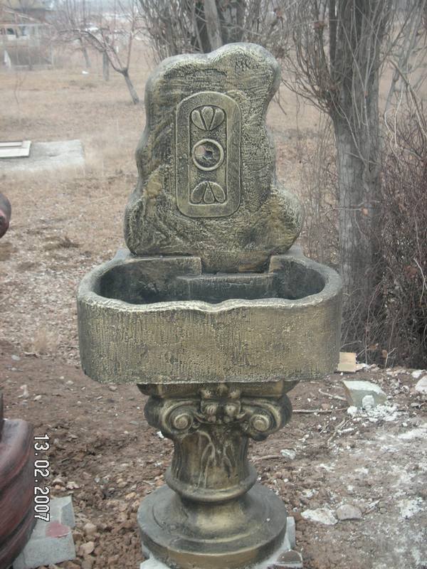 Ayaş Ayaklı Çeşme;Beton (En:50Boy:65Yüks:123Ağr:100)