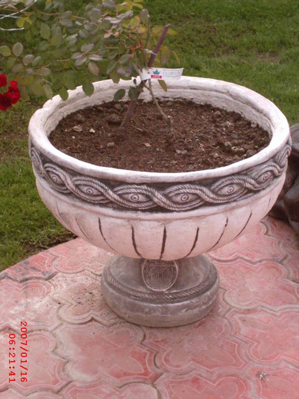 Tralles Küçük Çiçeklik;Beton (En:55Boy:55Yüks:45Ağr:40)