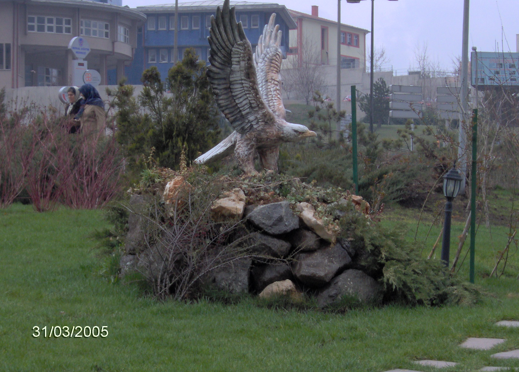 duran kartal; fiber en.90 boy.90 yüks.165 ağr.20