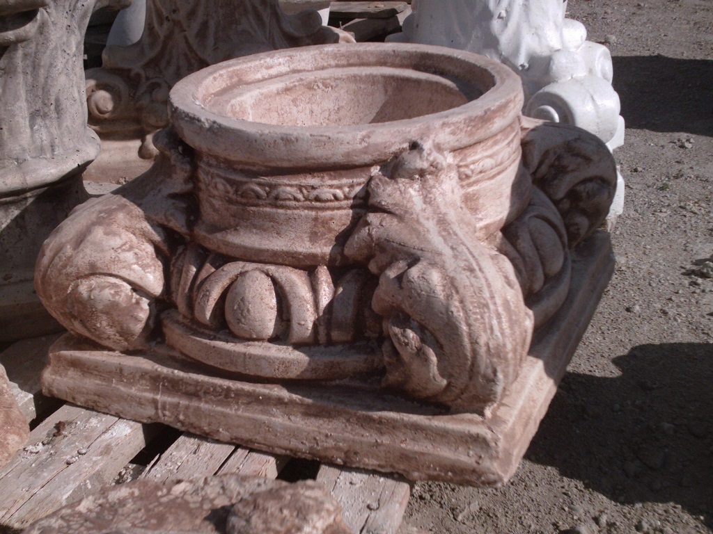 küçük korinth başlık; beton en.45 boy.45 yüks.30 ağr.40