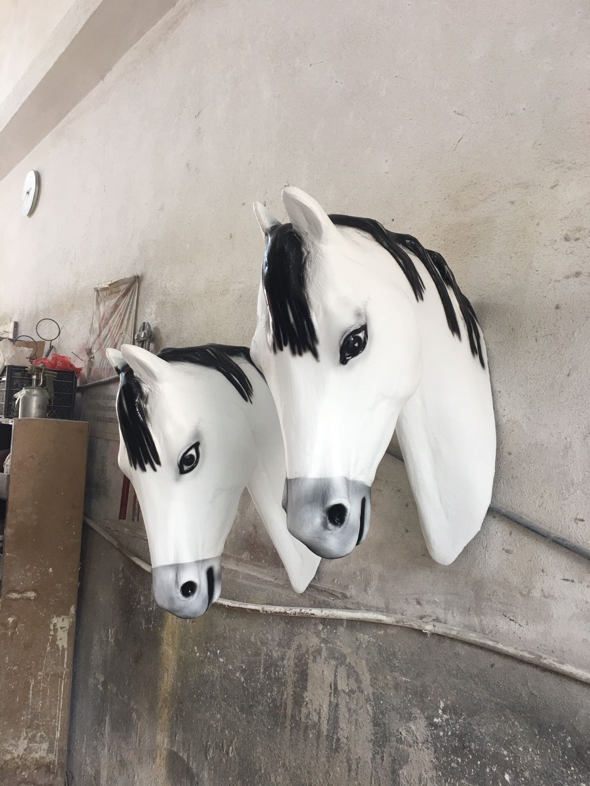 at başı: fiber en.60 boy.30 yüks.70 ağr.10